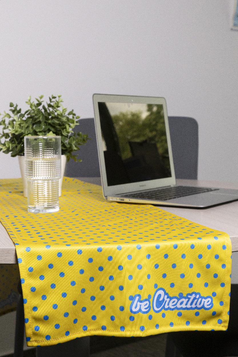 Chemin de table personnalisable en RPET